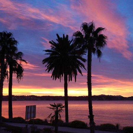 Front De Mer - Emplacement Prise - T2 Moderne Et Climatise - Tout A Pied Bandol Bagian luar foto